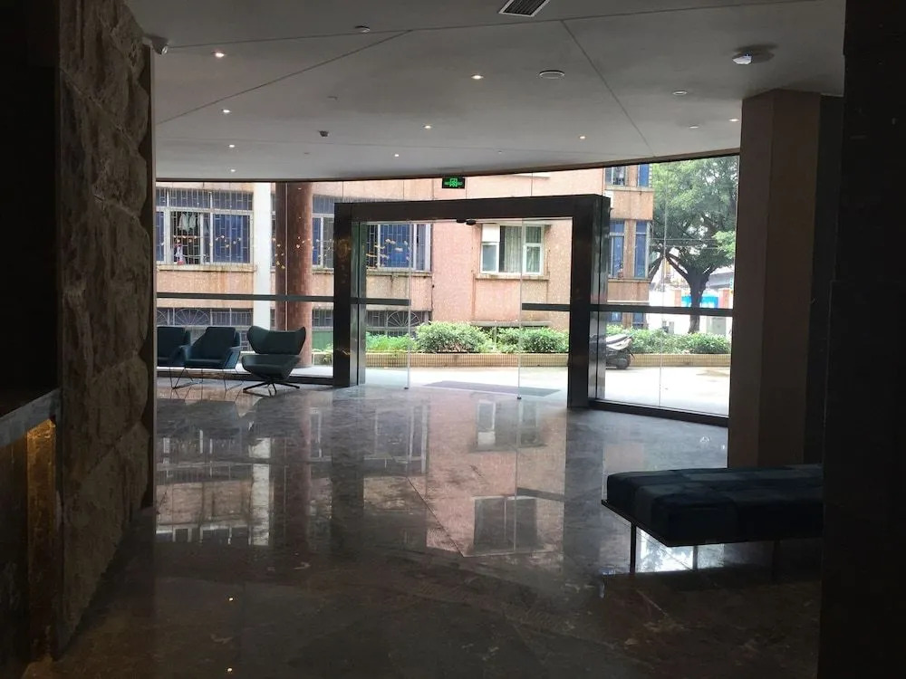 Life Hotel Sha Yong Metro Station