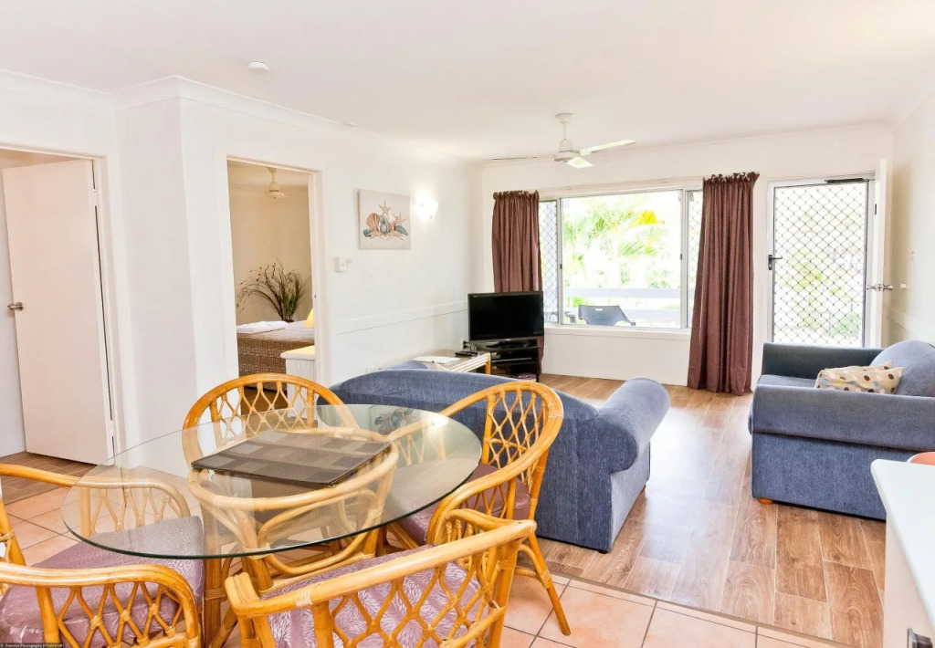 Silver Sands Apartments
