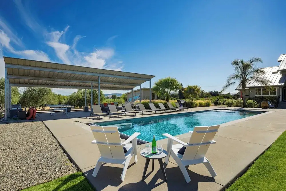 Coplan Vineyards by Avantstay 10-acre Estate w/ Pool, Spa, Bocce & Designer Interiors
