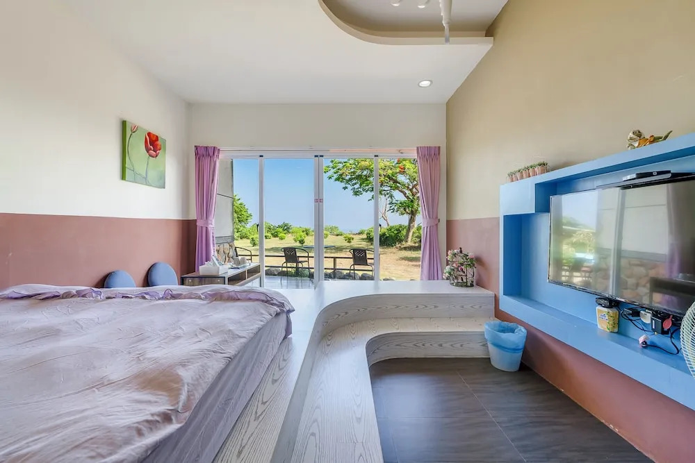 Happiness Ocean View B&B