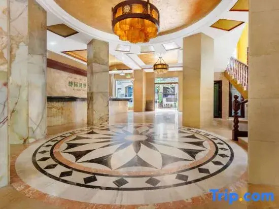 Xishuangbanna Lanzhu Villa Hotel