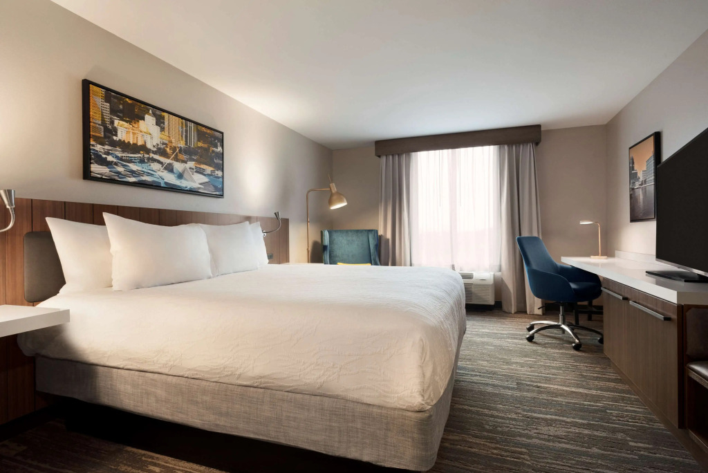 Hilton Garden Inn Milwaukee Brookfield Conference Center, WI