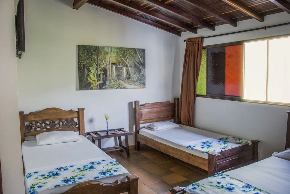 Hotel Campestre Lucila