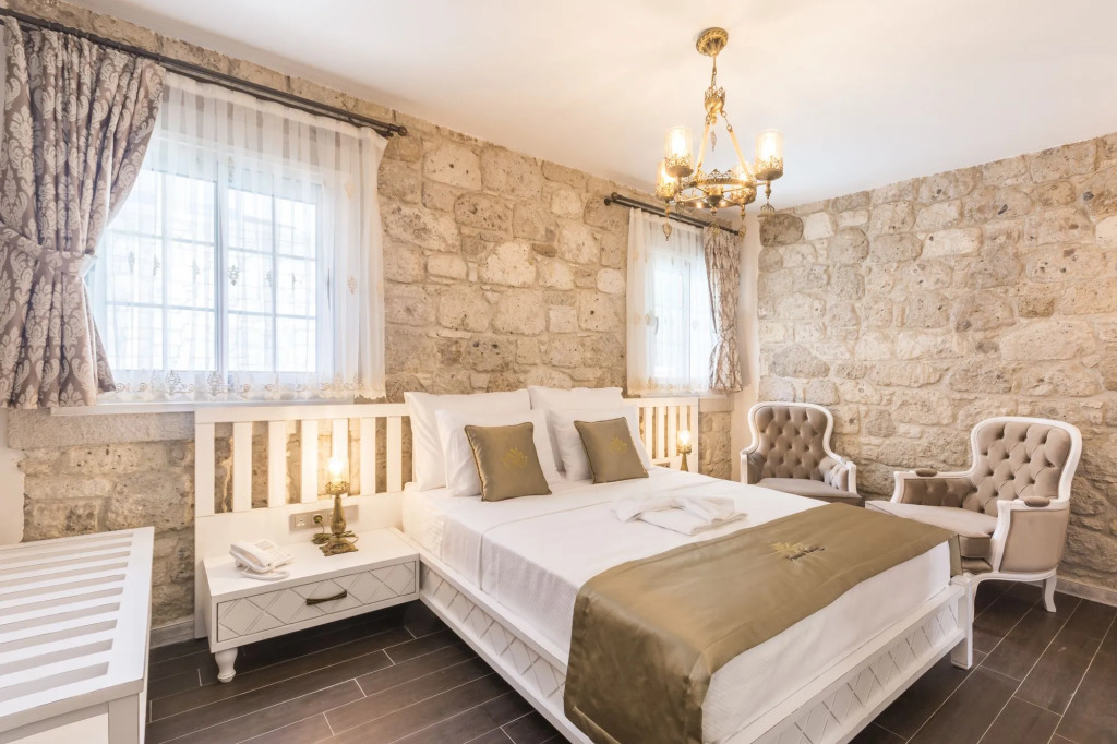 PROVENCE MANSİON ALAÇATI