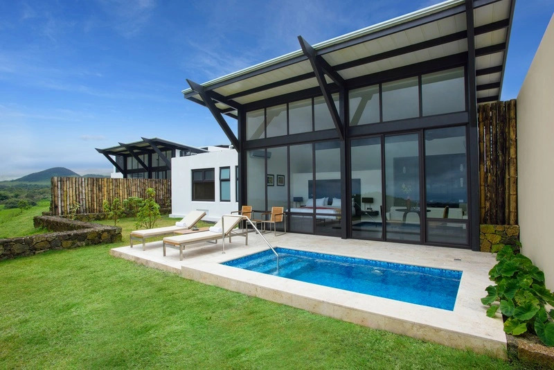 Pikaia Lodge