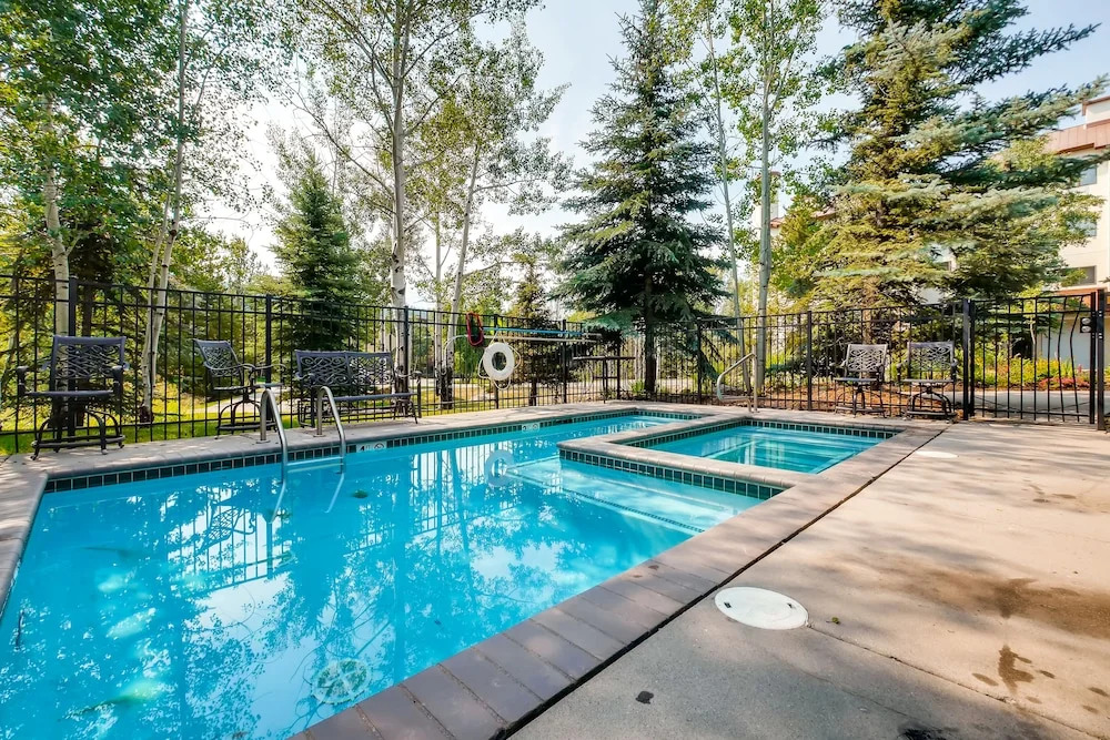 Evergreen Townhomes by Steamboat Resorts