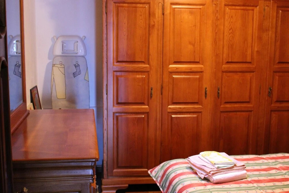 House With 2 Bedrooms in Paredes do Rio, With Wonderful Mountain View