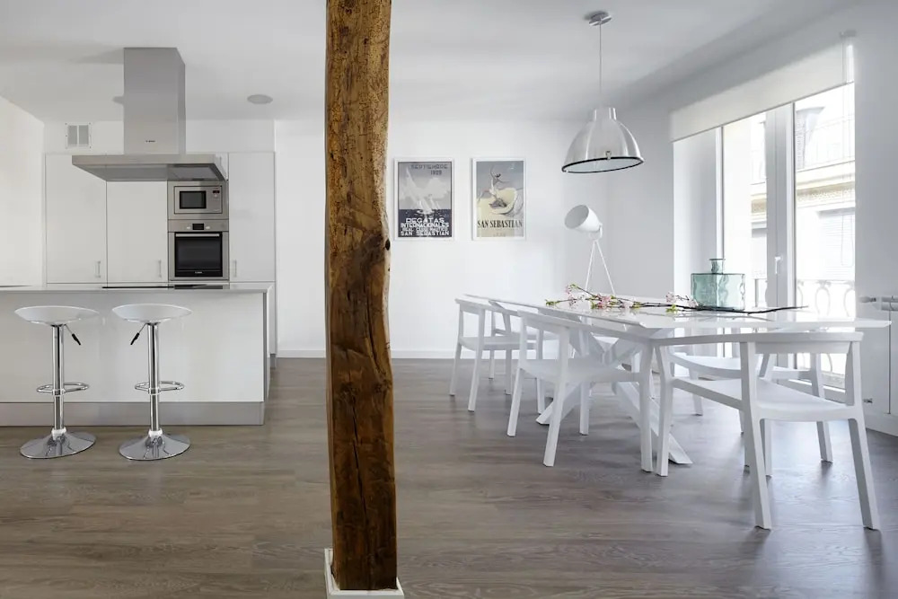 BaiHouse Apartment by FeelFree Rentals