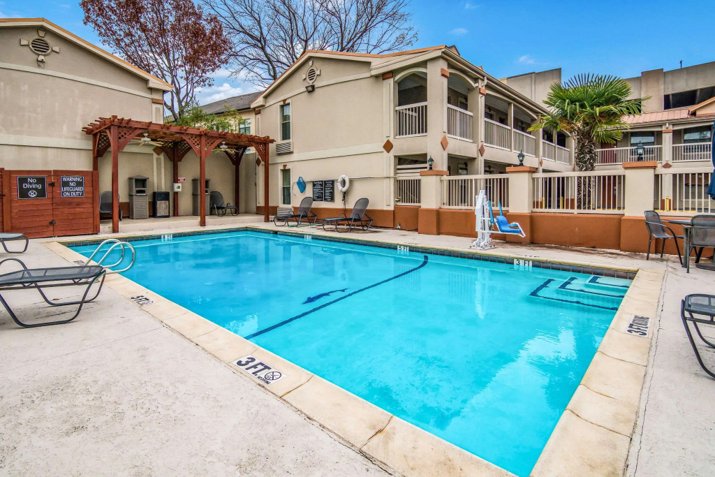 Quality Inn & Suites Dallas-Cityplace