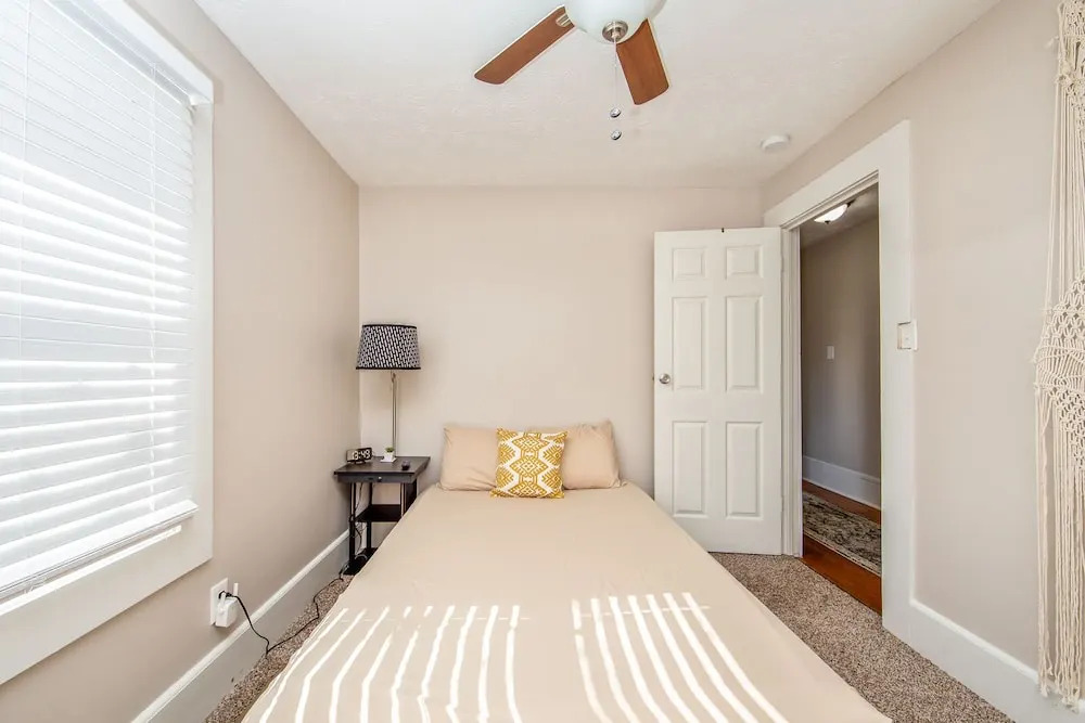 The Broadfoot Bungalow