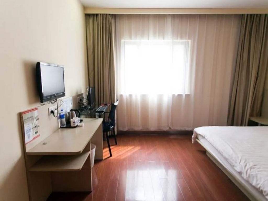 Elong Anyun Hotel (Suzhou Railway Station Zhuozhengyuan)