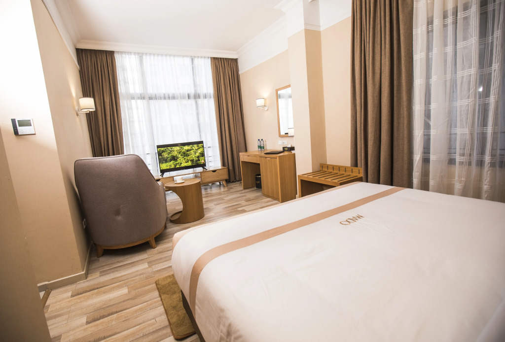 Mado Hotel