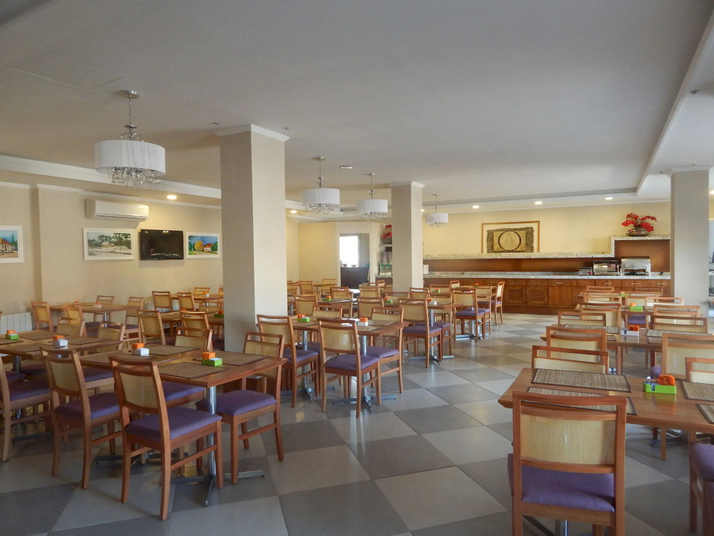 Life Hotel Infinity