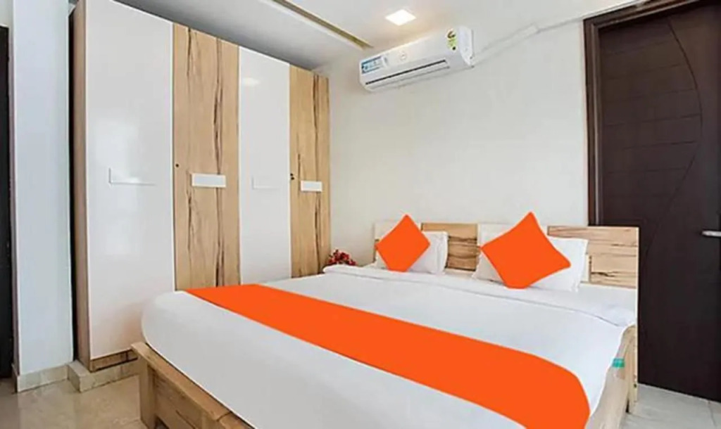 FabHotel Maya Civil Road