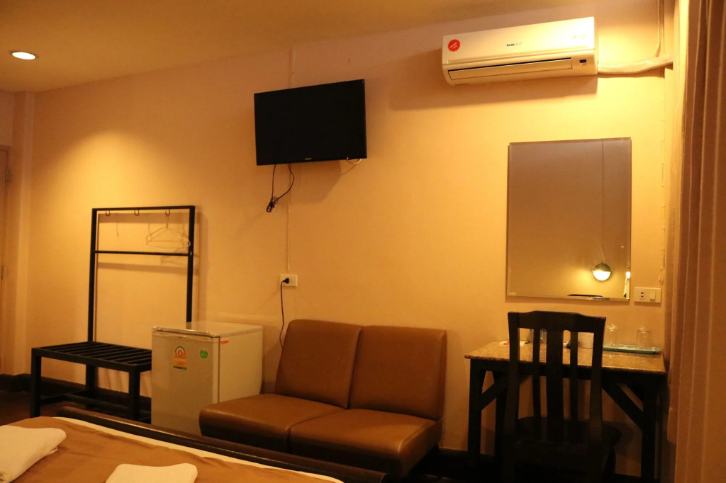 Suksawad Hotel