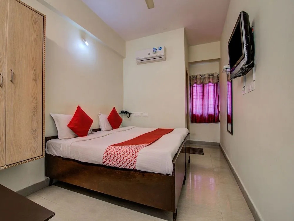 OYO 10743 Silver Villa Guest House