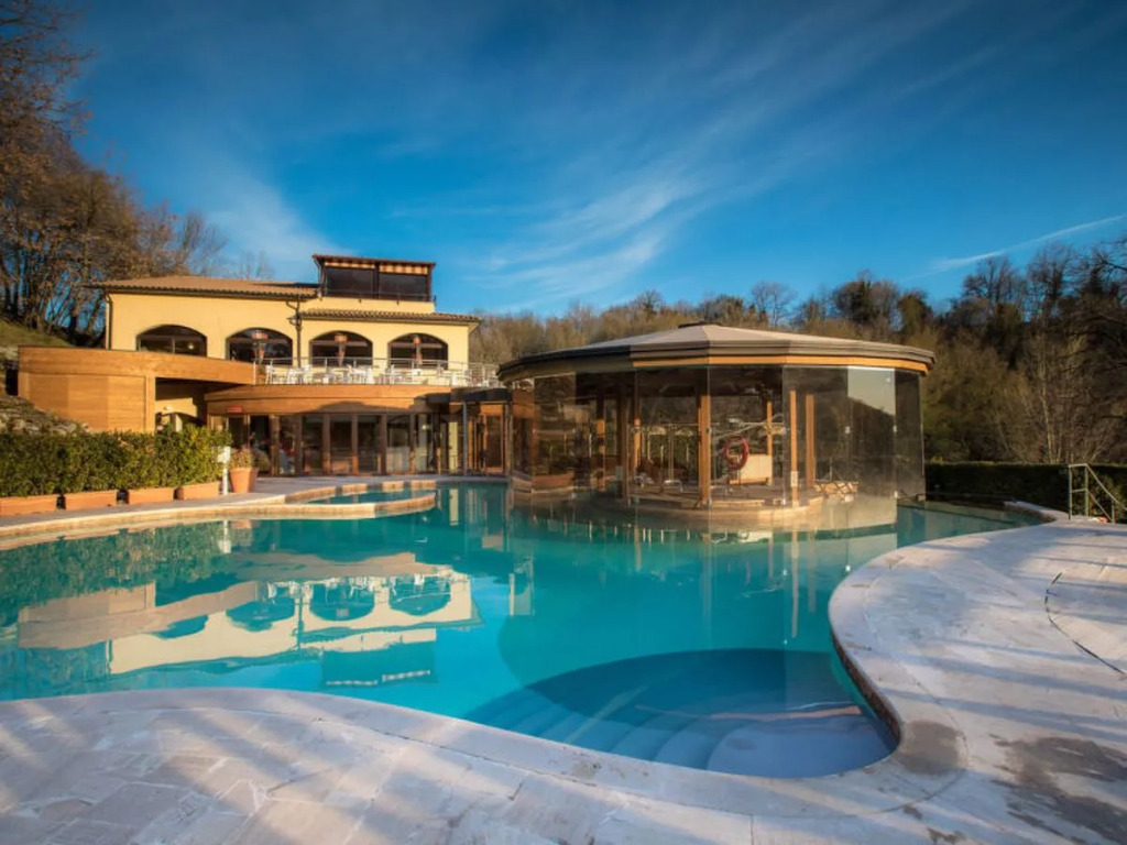 Thermae Apartment 14
