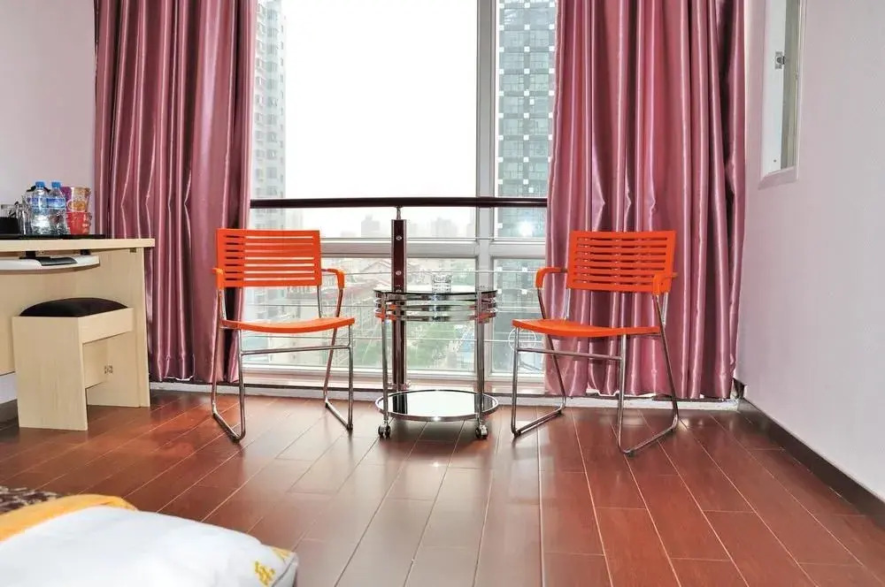Xian Leju Apartment Hotel