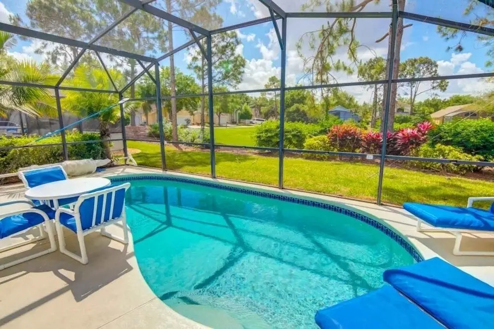 Private South Facing Pool With Game Room! 3 Bedroom Home