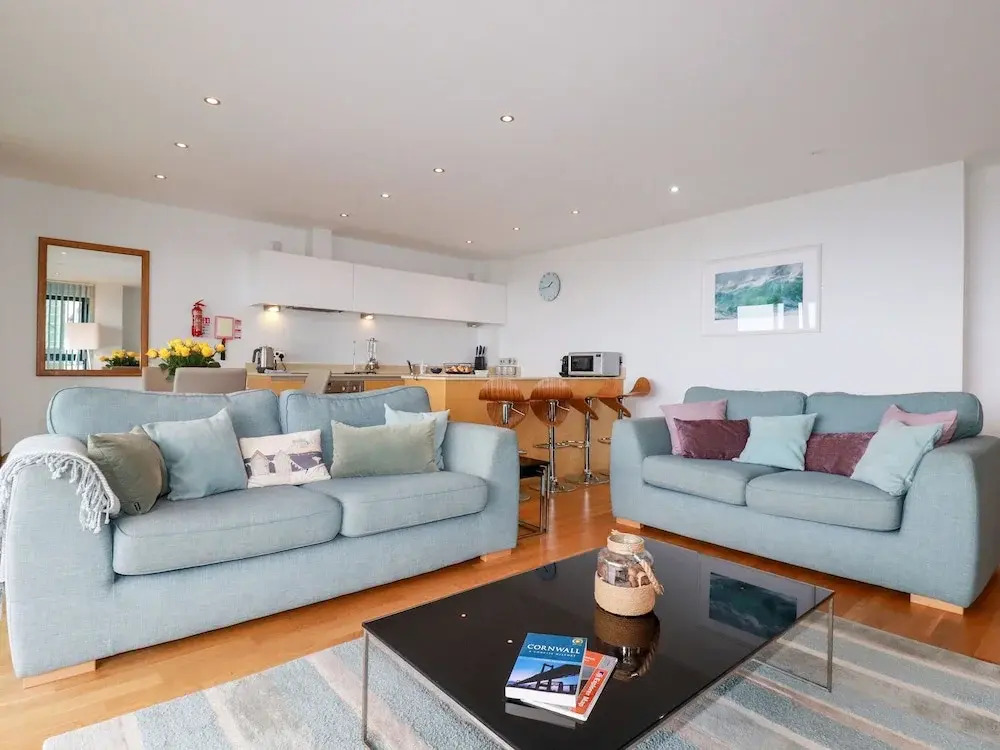 Fistral Pearl