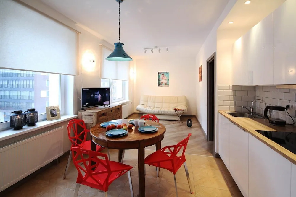CoHome Stylish Apartment
