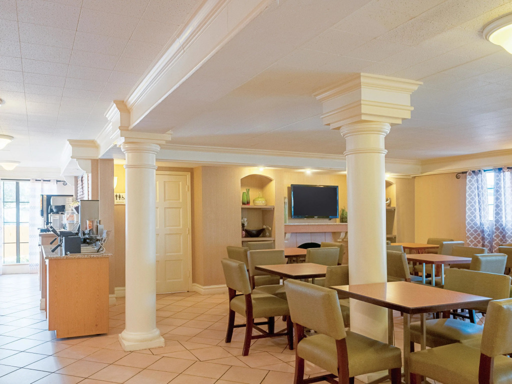 La Quinta Inn by Wyndham New Orleans Veterans / Metairie