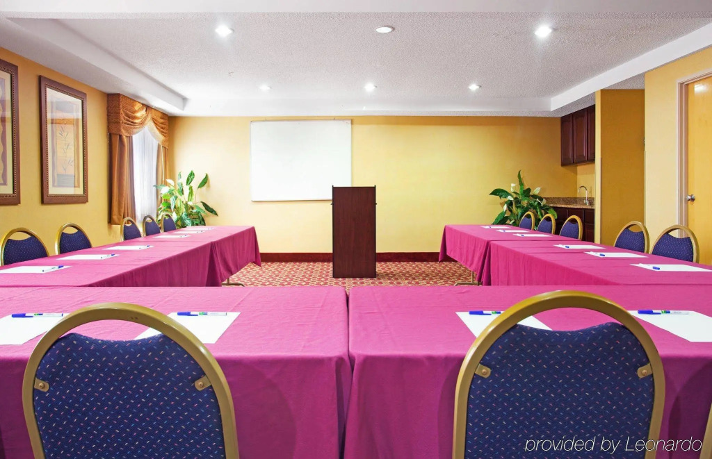 Best Western Oswego Hotel
