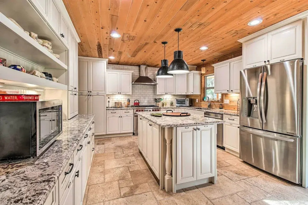 Family Game Room: Spacious Overgaard Cabin