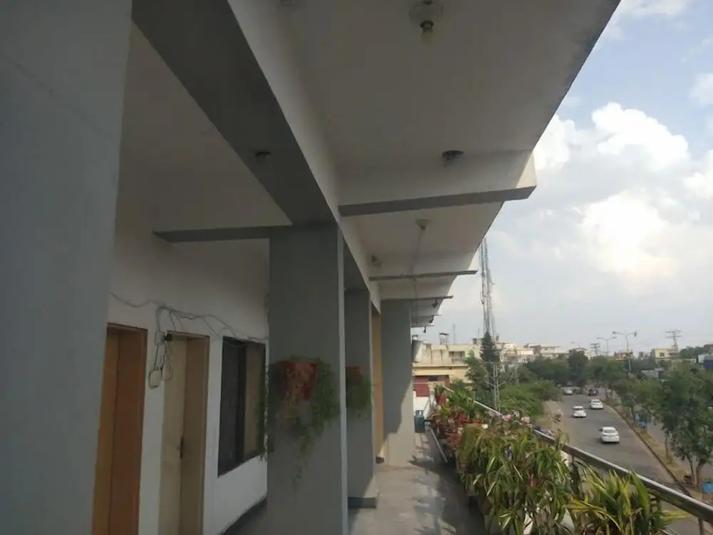 Usman Guest House
