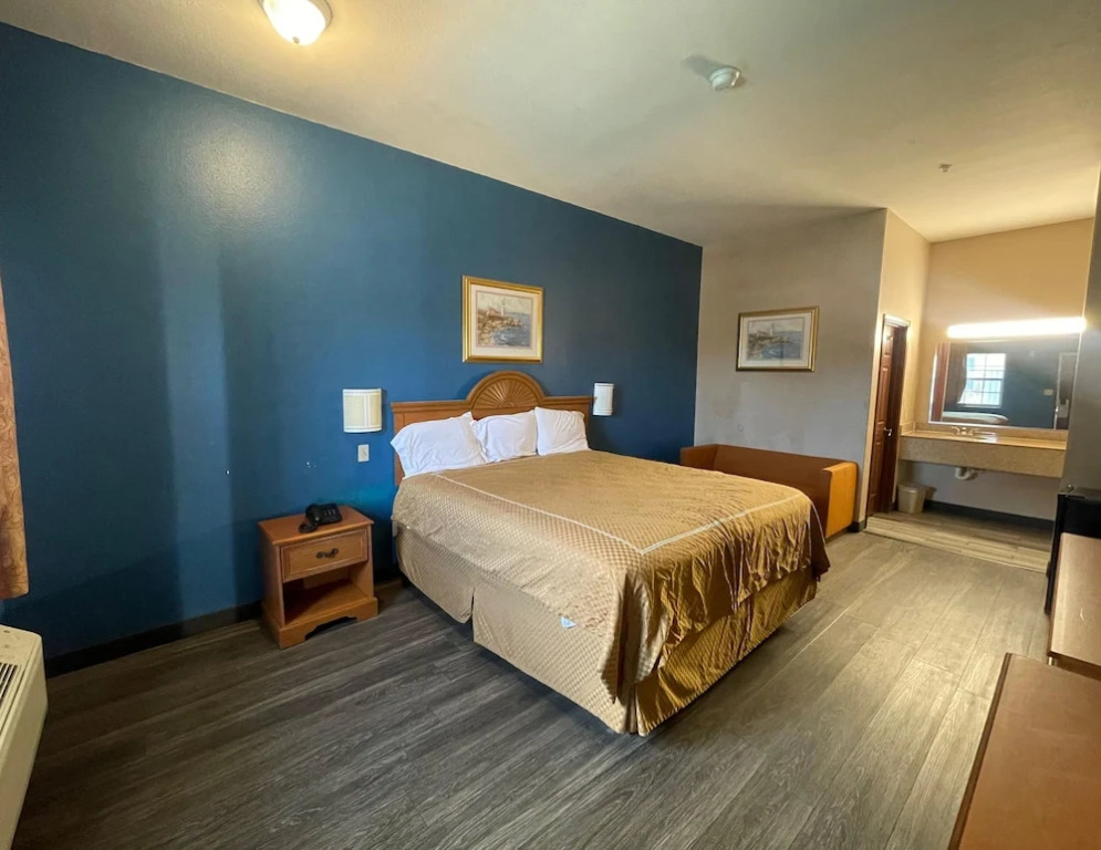 Airport Inn & Suites South Padre Island I 37