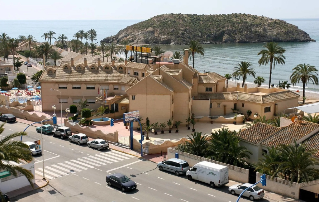 Hotel Playa Grande