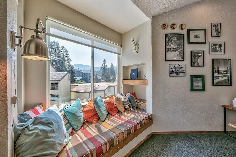 2br+ Loft Centrally Located Kirkwood Great Value 2 Bedroom Condo by RedAwning