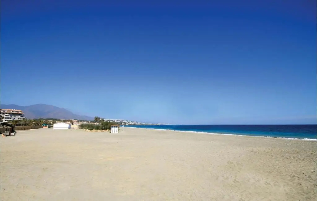 Stunning apartment in Manilva with 3 Bedrooms, WiFi and Outdoor swimming pool