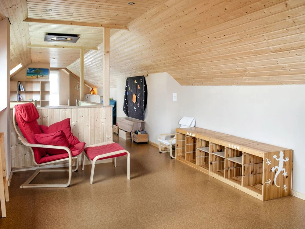 Plush Villa in Léglise near Forest