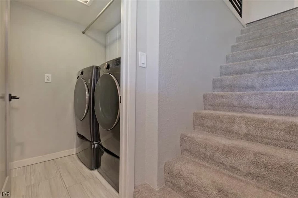 Cozy Spacious 4BD Modern Mountain Home