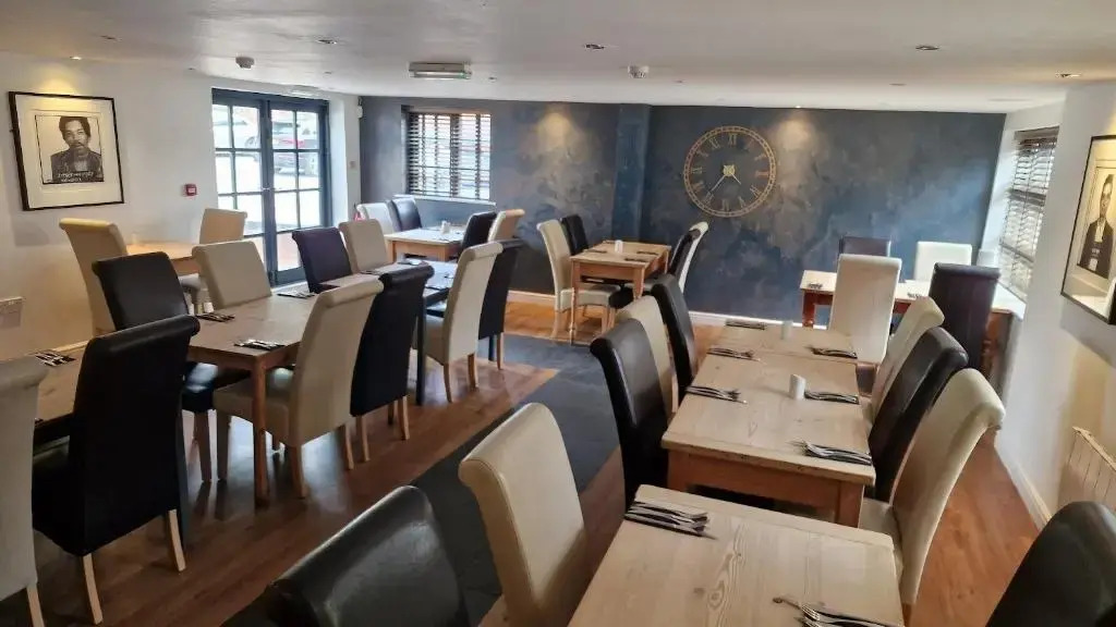 The Three Horseshoes Boutique Rooms