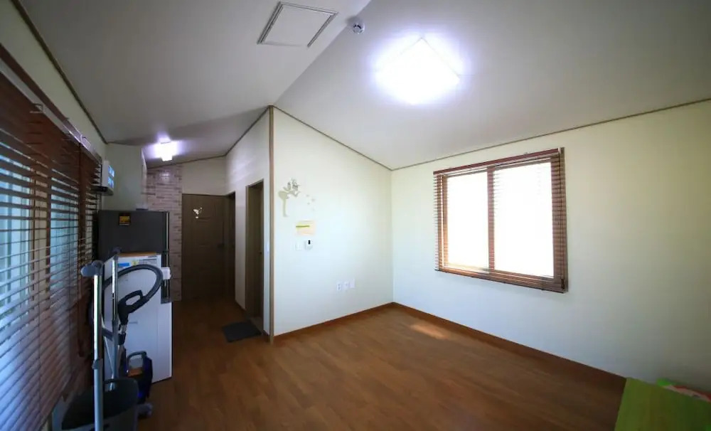 Peter Pan Guesthouse - Hostel