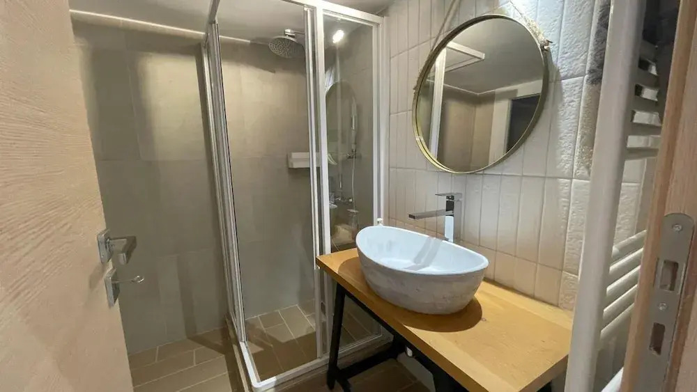 Eunoia Apartment - At062