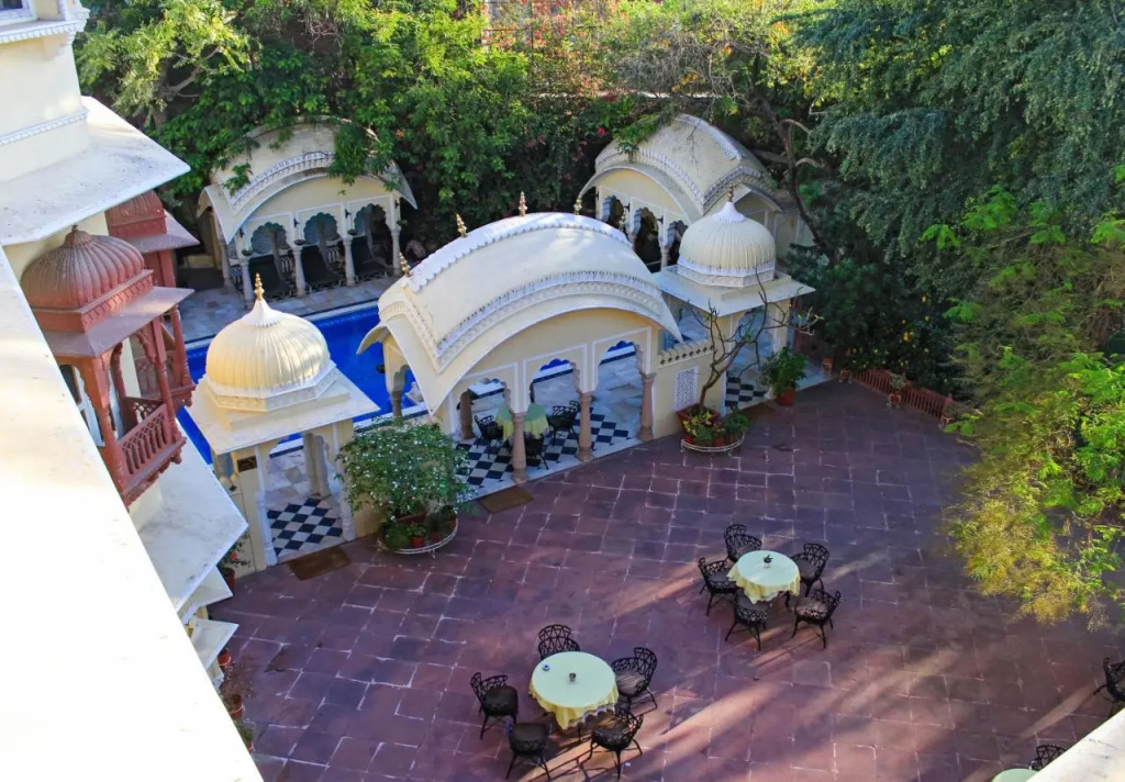 Alsisar Haveli - Heritage Hotel