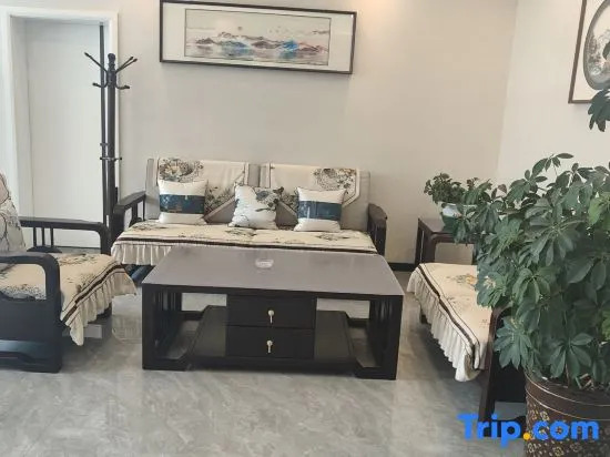 Xinhang Business Hotel (Lanzhou New District Zhongchuan International Airport)
