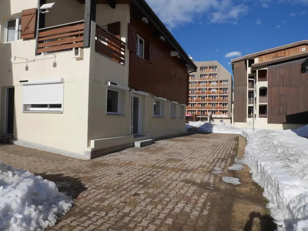 Ecrins 6 n°2: skis aux pieds, appartement neuf