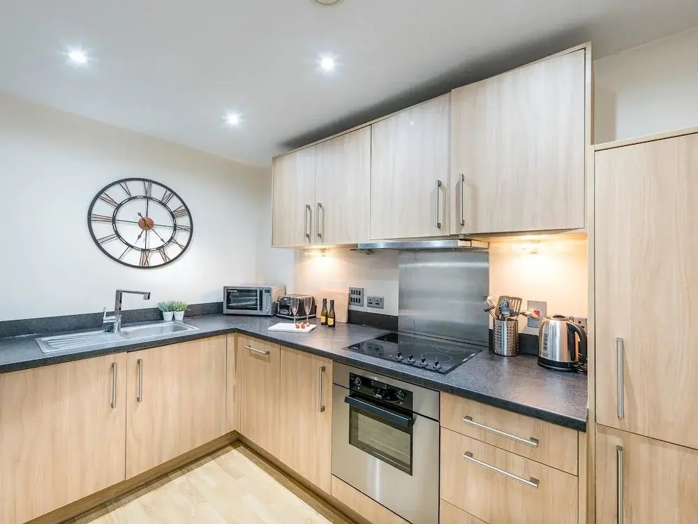 Cutlass Court Apartments by Comfort Zone