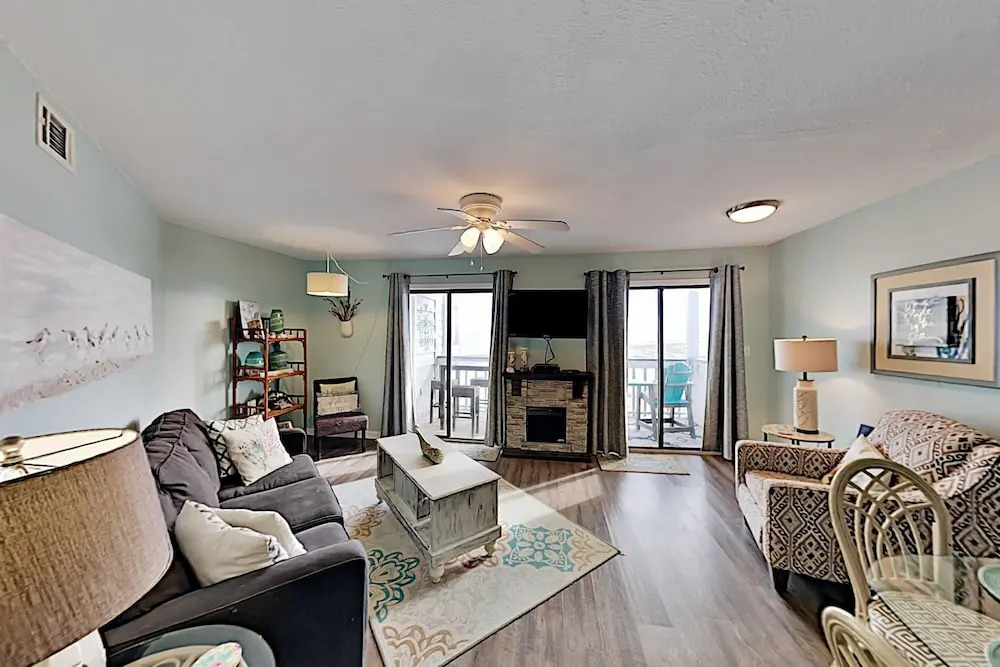 Rega204a 2 Bedroom Condo