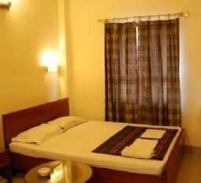 OYO 14085 Sharda Hotel