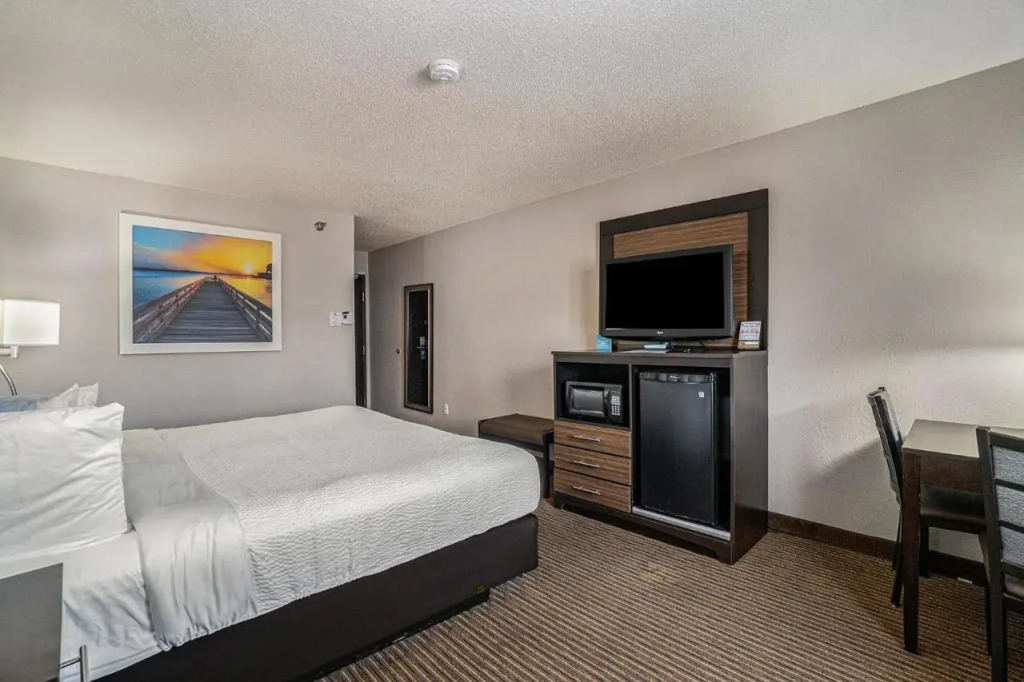 Super 8 Traverse City Mi