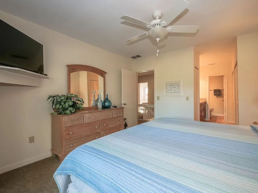 499 Plantation Club Villas 3 Bedrooms 3.5 Bathrooms Townhouse