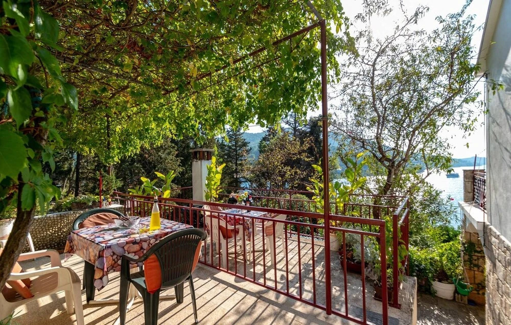 Sea View Apartment With Terrase Vl