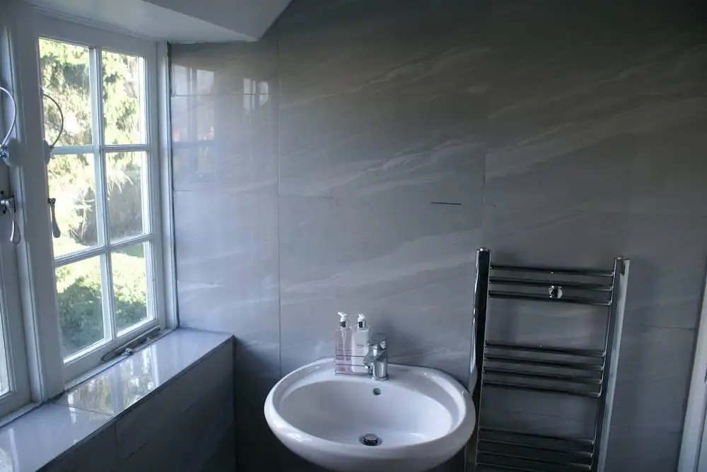 Inviting, Relaxing, 2-bed House-hampstead-london