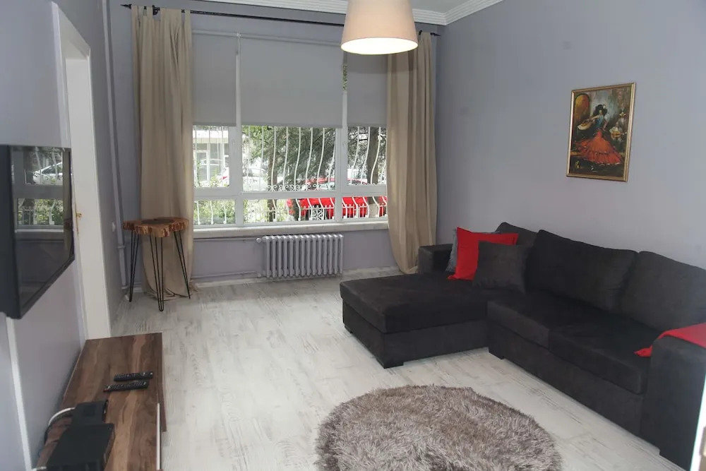 Evodak Apartment