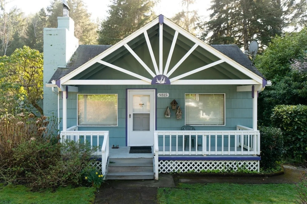 The Sea Slug 2 Bedroom Cottage